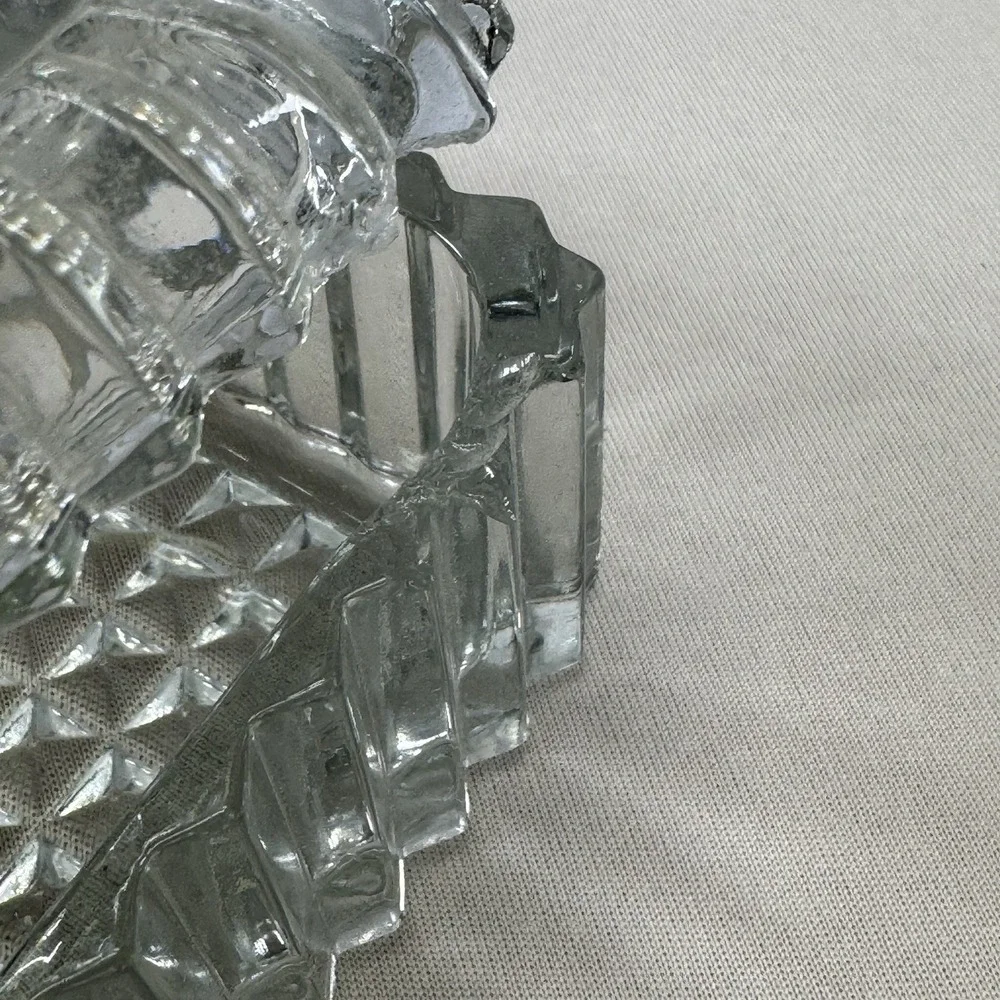 Vintage Depression Glass Trinket Jewelry Box‎ Clear Ribbed Flowers